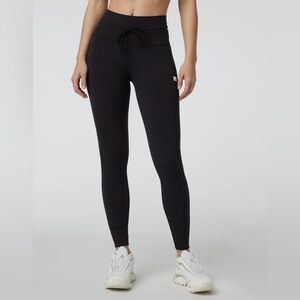 Vuori Black Leggings